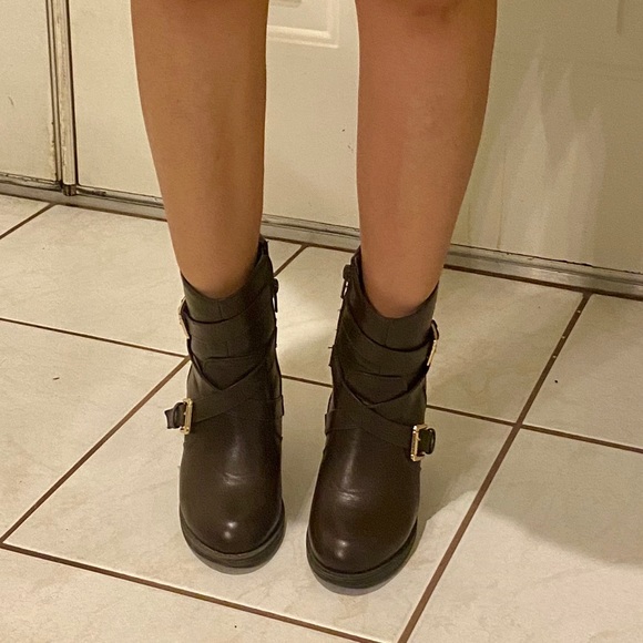 Brown Vegan Leather Boots size 6 - Picture 6 of 8